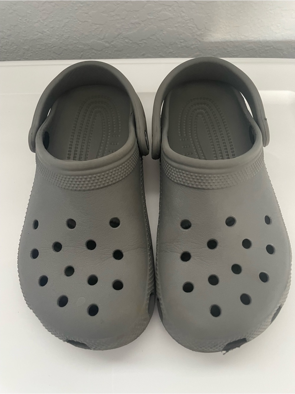 Kids Classic Comfort Crocs - Gray